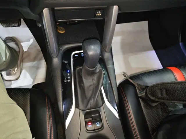 Toyota Corolla Cross 2022 2.0L Luxury Edition — Фото автомобиля 13