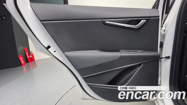 Kia Niro The All New — Фото автомобиля 14