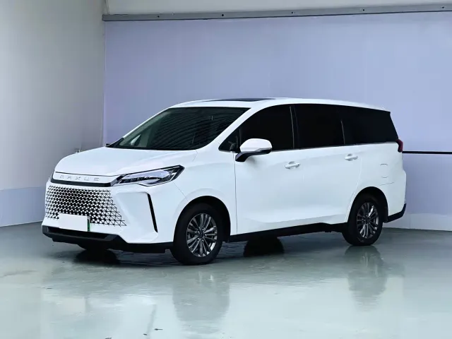 Фотография автомобиля — Maxus Dajia 5