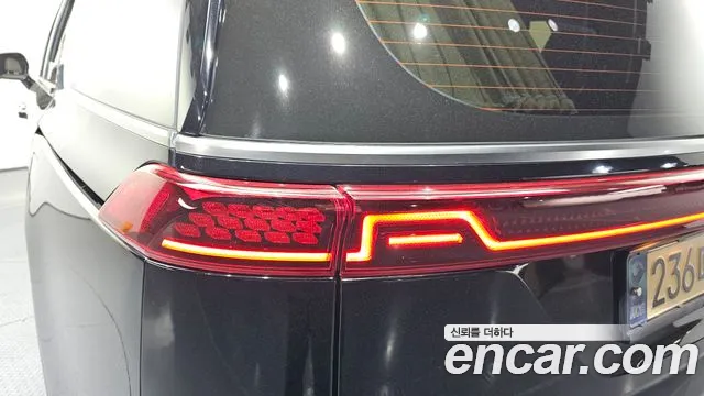 Kia Canival Carnival 4 поколение Дизель 9 мест Hi-Limousine — Фото автомобиля 23