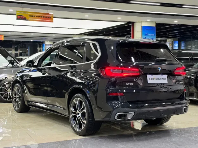 BMW X5 — Фото автомобиля 5