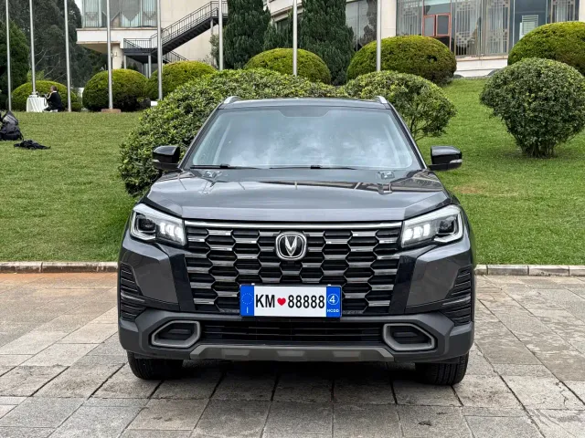Changan CS75 — Фото автомобиля 2