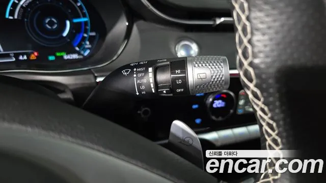 Genesis GV70 Electrified GV70 — Фото автомобиля 19