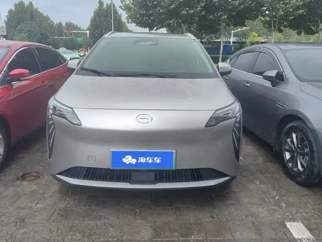 GAC Aion Y — Фото автомобиля 2
