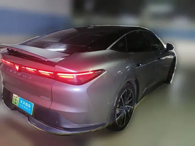 Arcfox Alpha S5 — Фото автомобиля 2