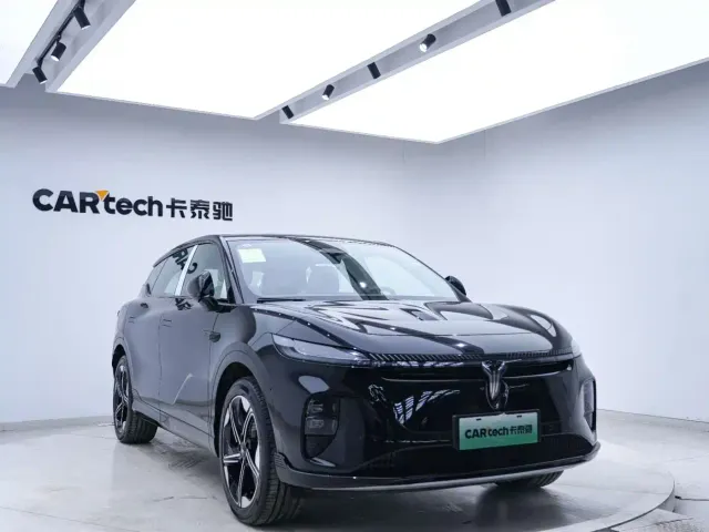 Voyah Zhiyin — Фото автомобиля 5