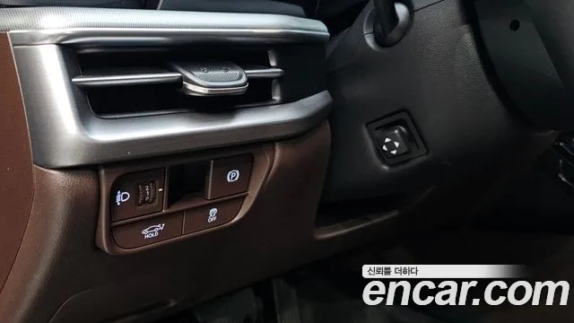 Hyundai Grandeur GN7 — Фото автомобиля 12