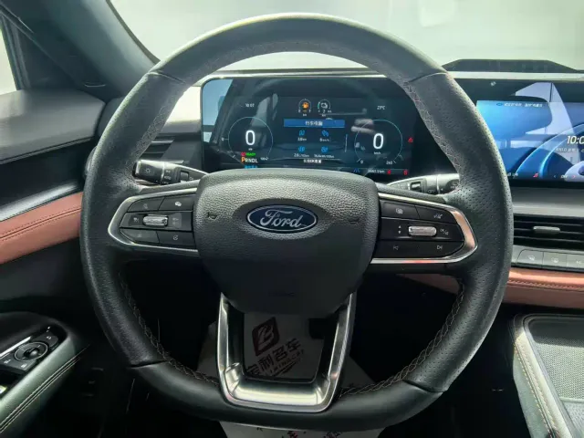 Ford Lingyu — Фото автомобиля 2