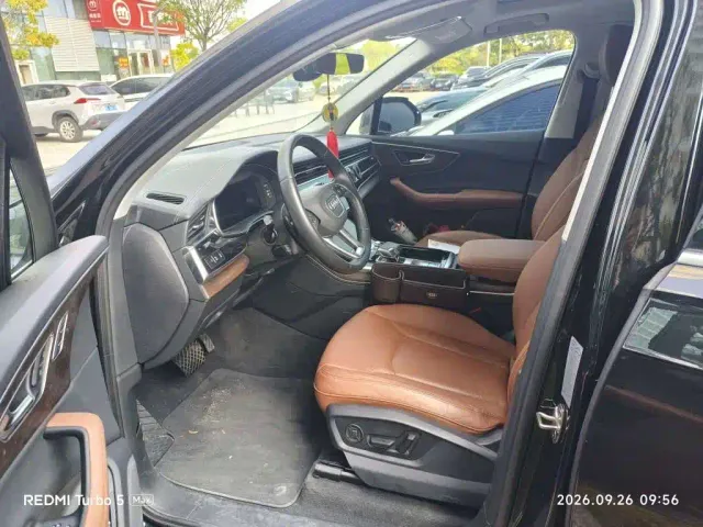 Audi Q7 — Фото автомобиля 6