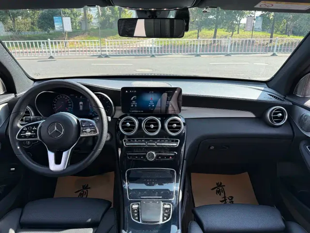 Mercedes-Benz GLC-Class — Фото автомобиля 10