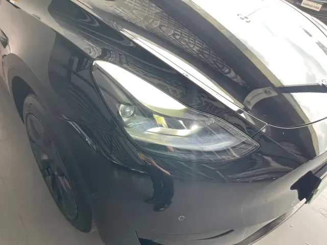 Tesla Model Y — Фото автомобиля 26