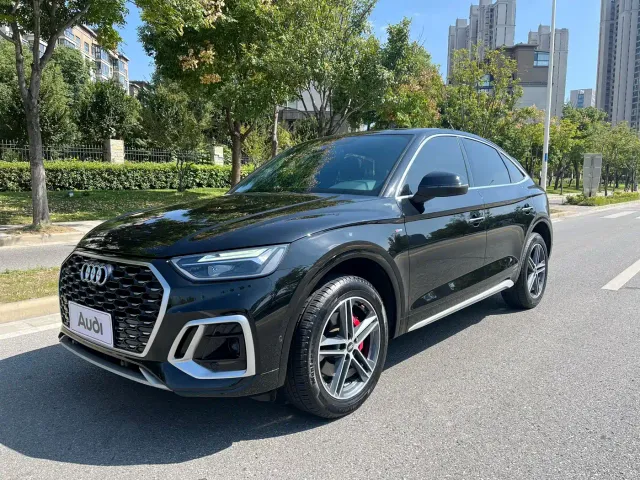 Фотография автомобиля — Audi Q5L Sportback
