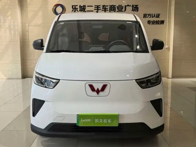 Wuling Yangguang — Фото автомобиля 2