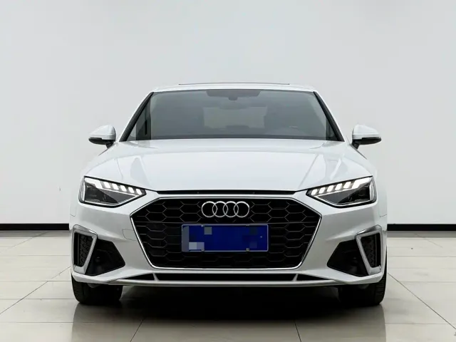 Audi A4L — Фото автомобиля 2