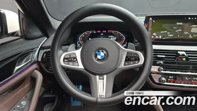 BMW 5 Series G30 — Фото автомобиля 19