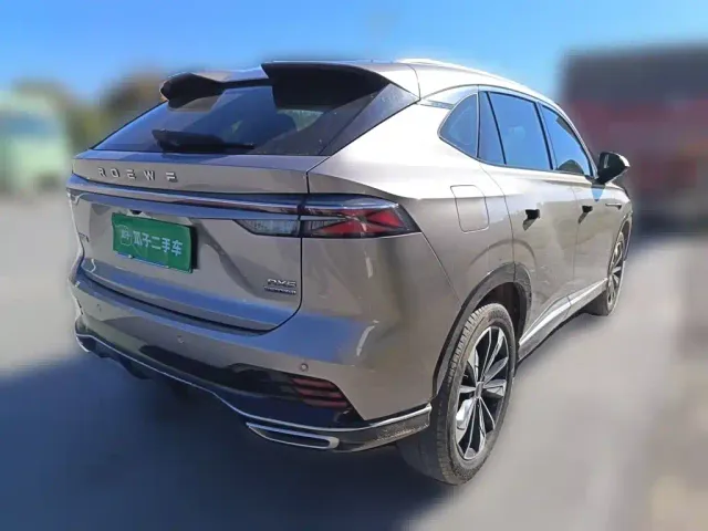 Roewe RX5 — Фото автомобиля 4
