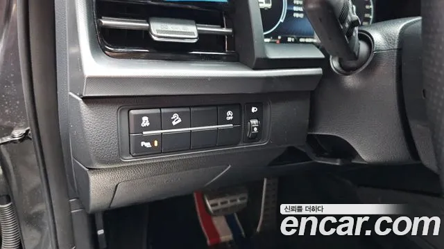 KG_Mobility_Ssangyong Rexton Новый Rexton Sport Khan Дизель 2.2 4WD — Фото автомобиля 28
