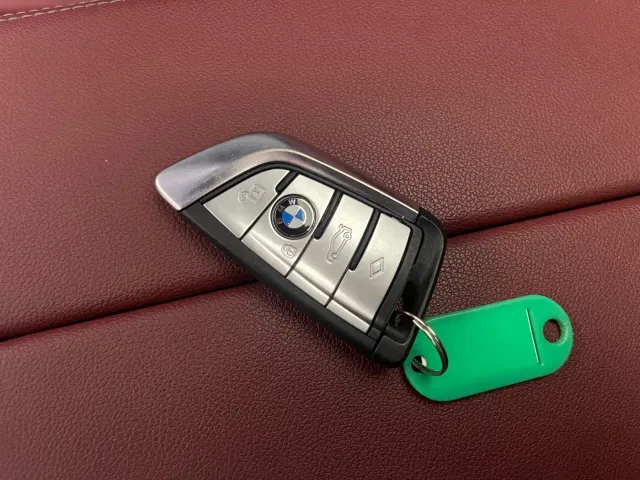 BMW 5 Series — Фото автомобиля 28