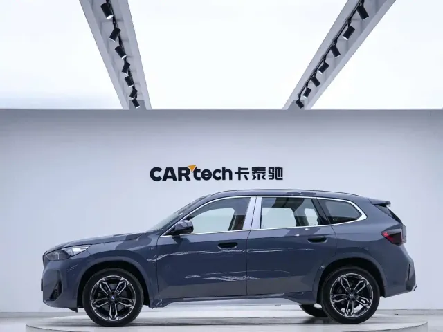 BMW X1 — Фото автомобиля 5
