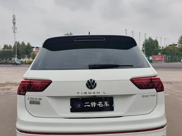 Volkswagen Tiguan L — Фото автомобиля 5