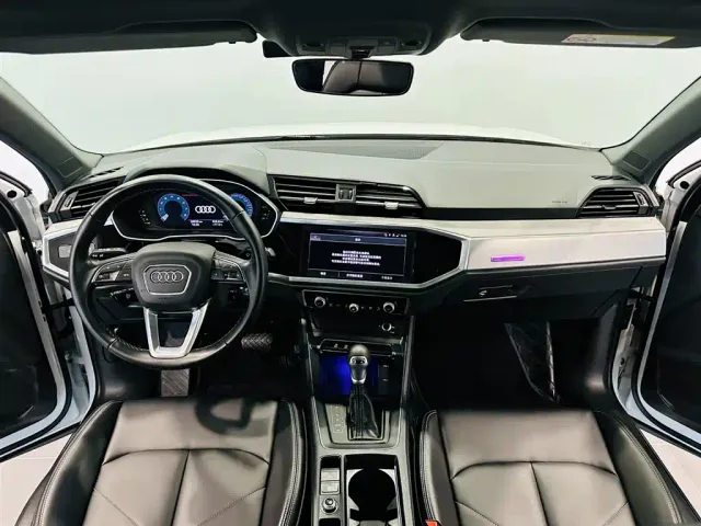 Audi Q3 — Фото автомобиля 7