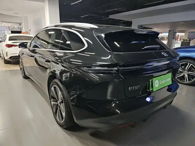 Nio ET5 Touring — Фото автомобиля 4