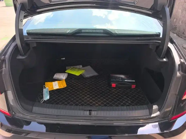 Volkswagen Passat — Фото автомобиля 4