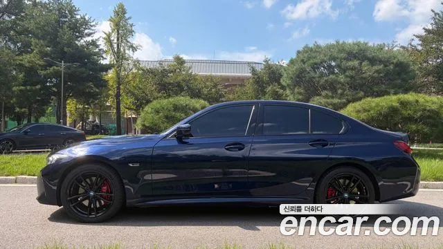 BMW 3 Series — Фото автомобиля 3