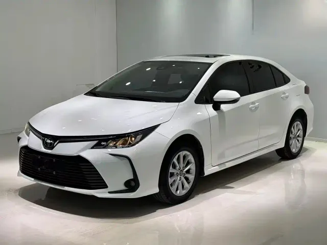 Фотография автомобиля — Toyota Corolla