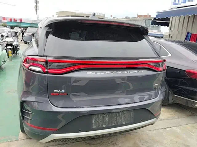 BYD Tang — Фото автомобиля 5