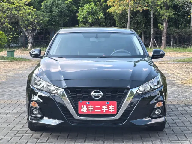 Nissan Teana — Фото автомобиля 2