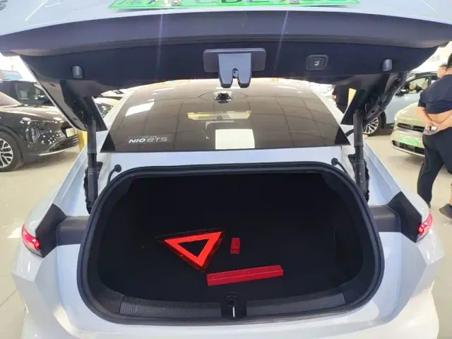 Nio ET5 — Фото автомобиля 18