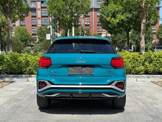 Audi Q2L — Фото автомобиля 7