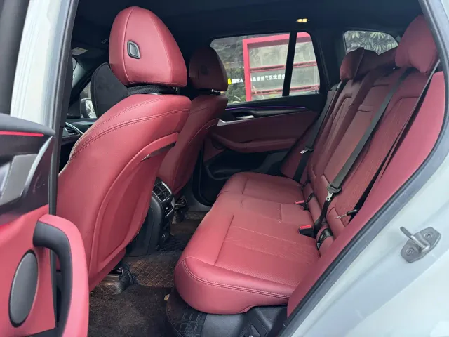 BMW X3 — Фото автомобиля 16