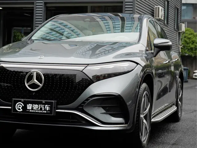 Mercedes-Benz EQS SUV — Фото автомобиля 6