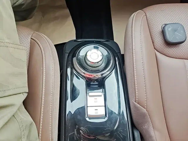 Wuling Bingo — Фото автомобиля 13