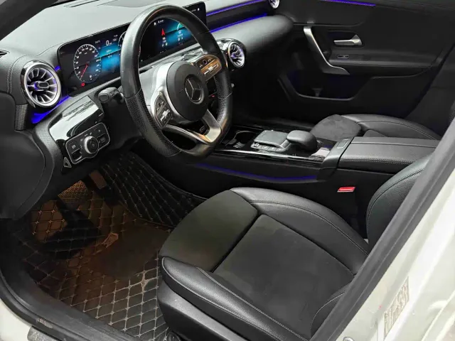 Mercedes-Benz A-Class — Фото автомобиля 2