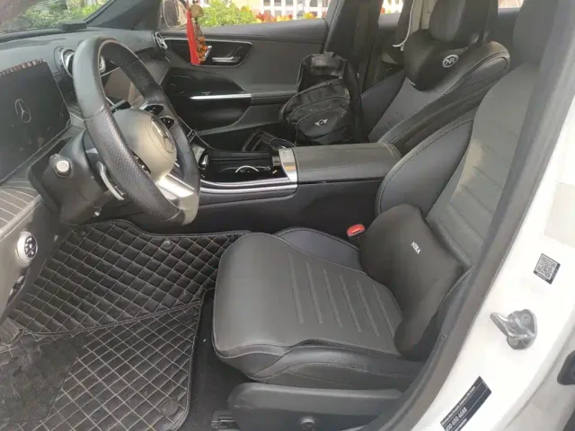 Mercedes-Benz C-Class — Фото автомобиля 16