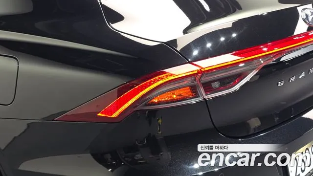 Hyundai Grandeur Новый Grandeur IG — Фото автомобиля 19