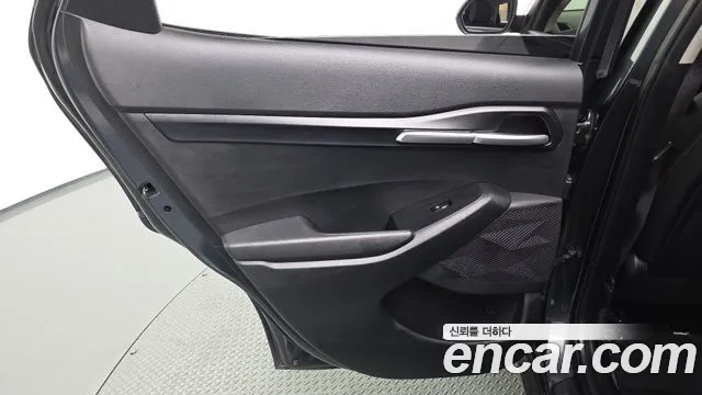 Kia Seltos — Фото автомобиля 14