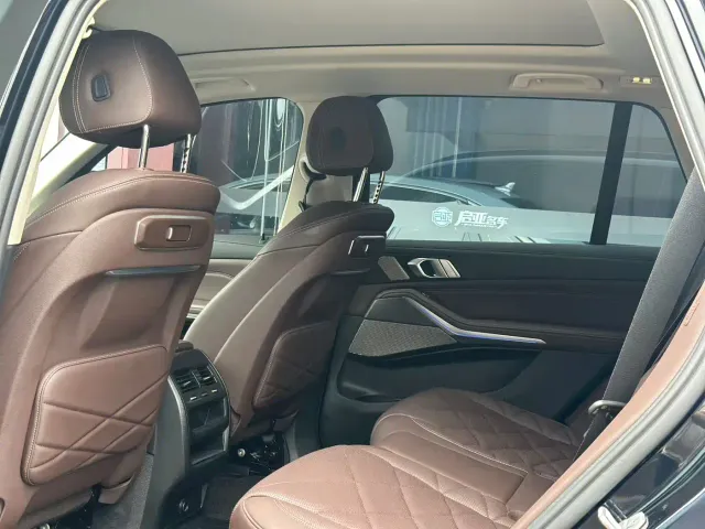 BMW X5 — Фото автомобиля 6