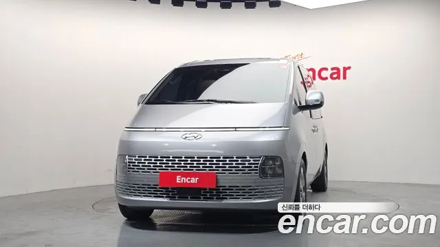 Hyundai Staria Staria L3.5 Tourer 9 мест — Фото автомобиля 3