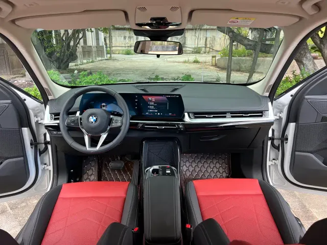 BMW X1 — Фото автомобиля 8