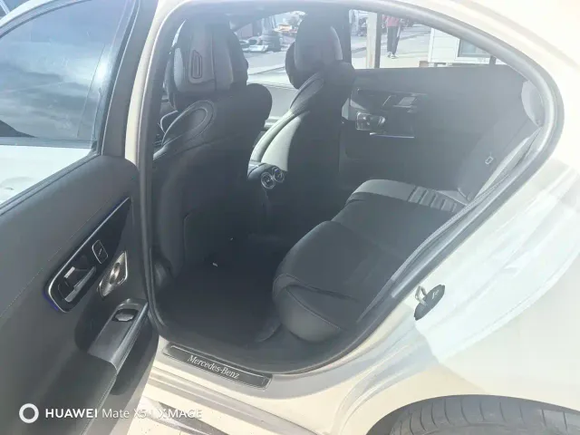 Mercedes-Benz C-Class — Фото автомобиля 6
