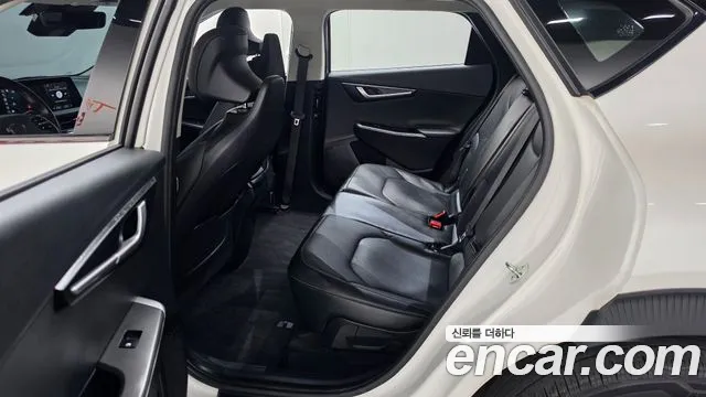 Kia EV6 — Фото автомобиля 12