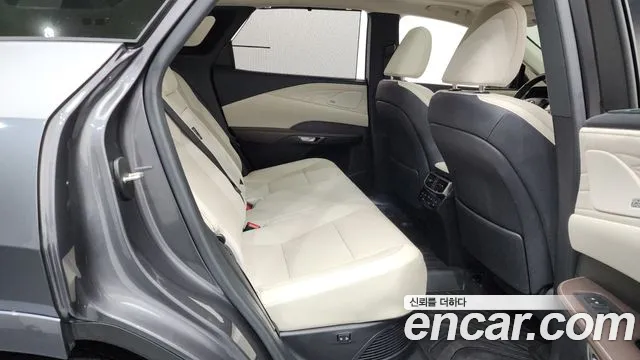 Lexus RX — Фото автомобиля 11