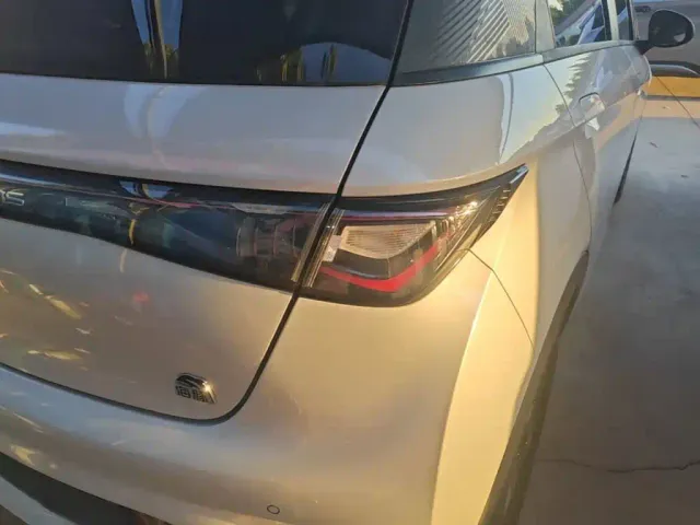 BYD Dolphin 2021 Model 405km Fashion Edition — Фото автомобиля 23