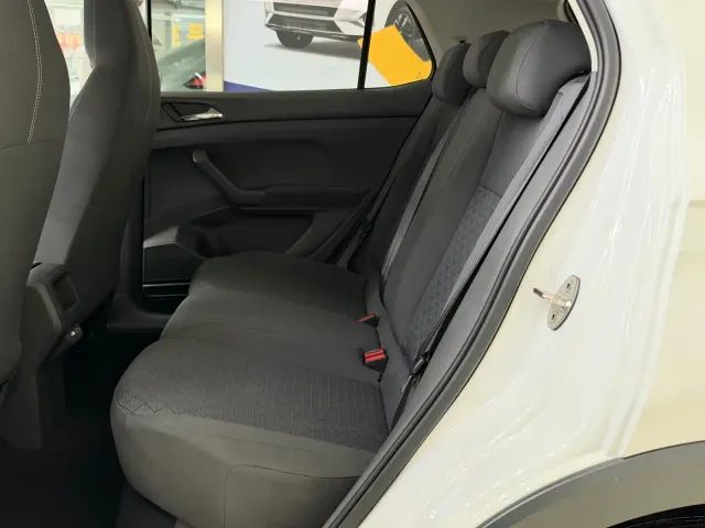 Volkswagen T-Cross — Фото автомобиля 13