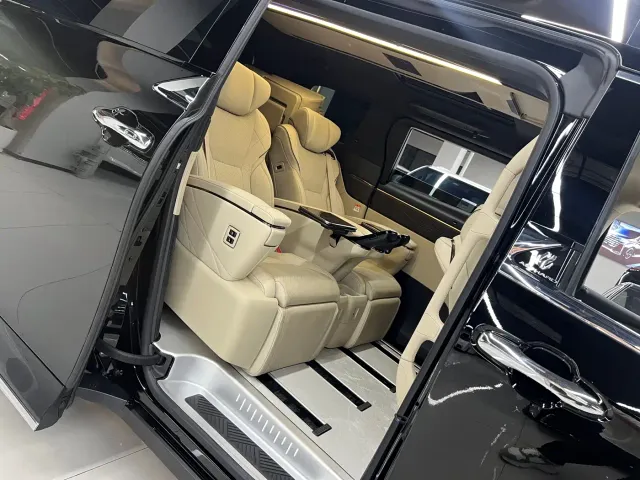 Toyota Alphard — Фото автомобиля 14