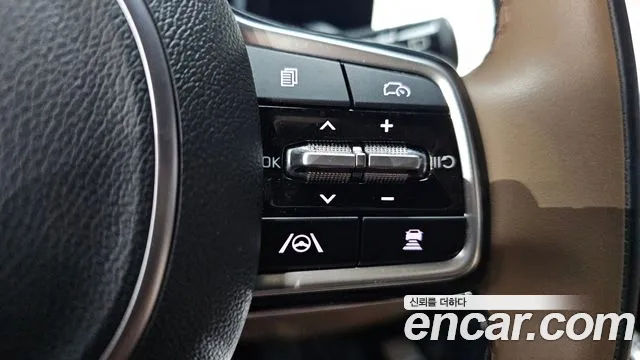 Kia Sorento Новый Sorento 4 поколение Бензин 2.5T 2WD — Фото автомобиля 6
